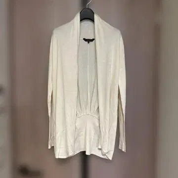 BCBGMAXAZRIA 새상품급 아이보리 가디건 XXS