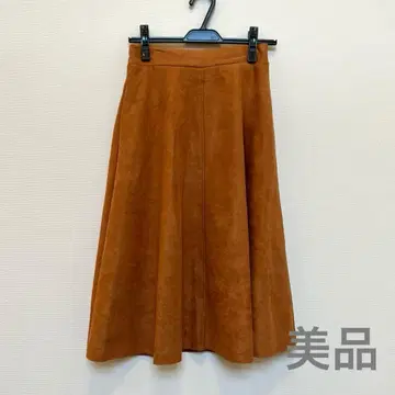 새상품급 브라운 스웨이드풍 플레어 스커트 무릎 기장 M 사이즈