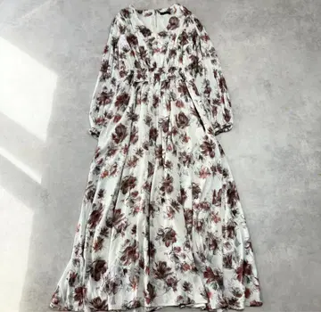 새상품급 아뉴앙스 허리 프릴 원피스 꽃무늬 화이트 셔링 524