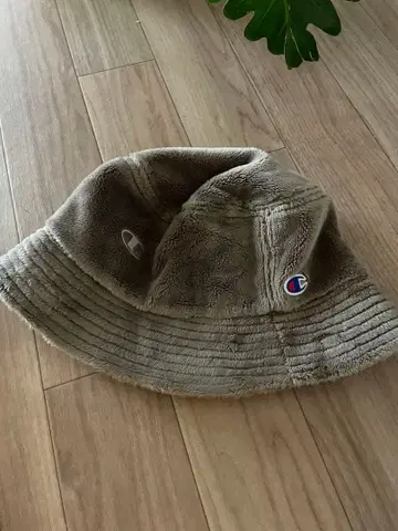 Champion 베이지 버킷 햇 플리스