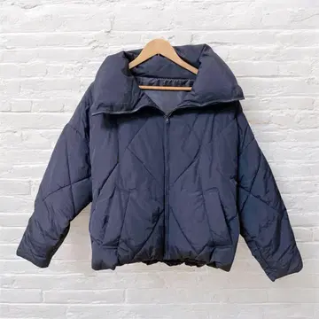 새상품급 다운 자켓 (M) 블랙 후드 부착 퀼팅 다운