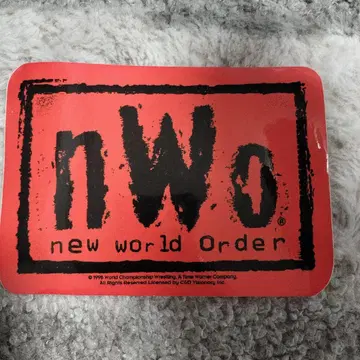 nwo 스티커 빅 사이즈 빨간색 베이스 x 블랙 글자
