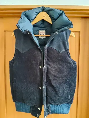 STUDIO DARTISAN 다운 베스트