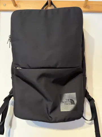 THE NORTH FACE 블랙 비즈니스 백팩 18L