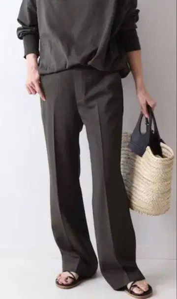 FRAMEWORK 세미 플레어 팬츠