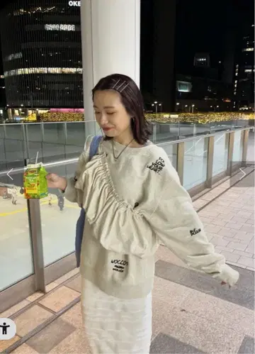 kastane 랜덤 로고 맨투맨