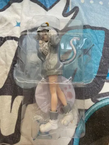 에밀리아 피규어