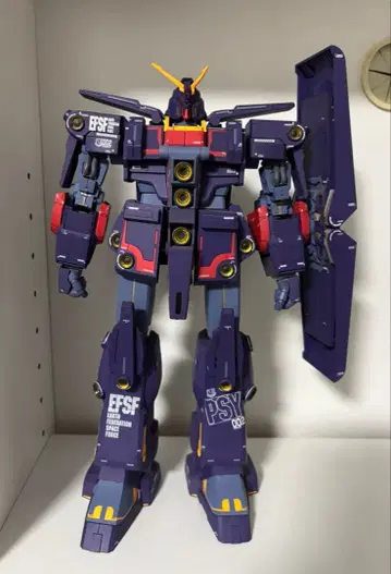 사이코 건담 MK2 피규어