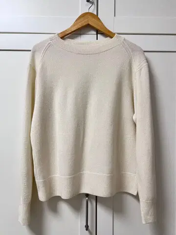 새상품급 human woman 니트 화이트 M