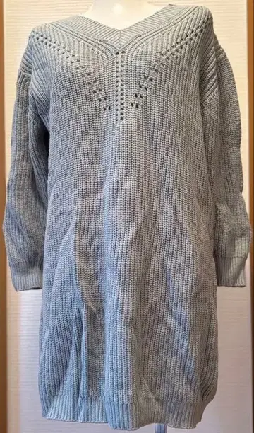 TORRAZZO DONNA V넥 스웨터