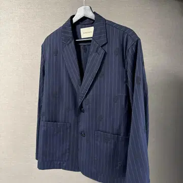 BEAMS LIGHTS 네이비 셋업 스트랩 페이즐리 무늬