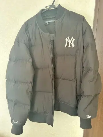 NEW ERA 블랙 다운 자켓 L