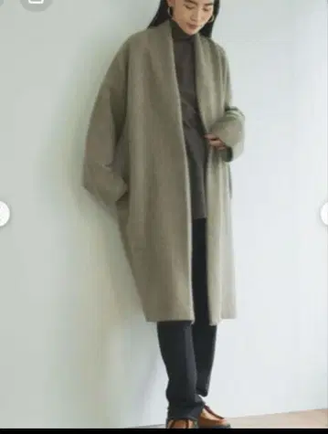 Audrey and John Wad 라쿤 니트 가디건 코트