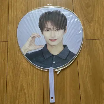 SEVENTEEN JUN 부채