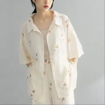 [ KBF ] 자수 와이드 셔츠