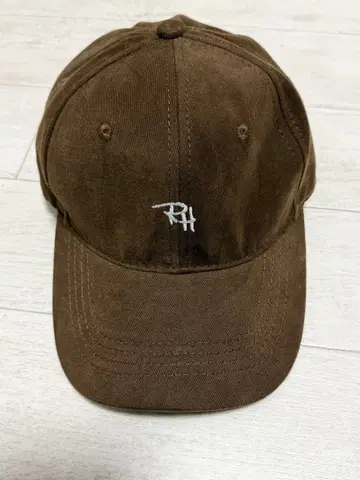 캡 RH 론 헤르만