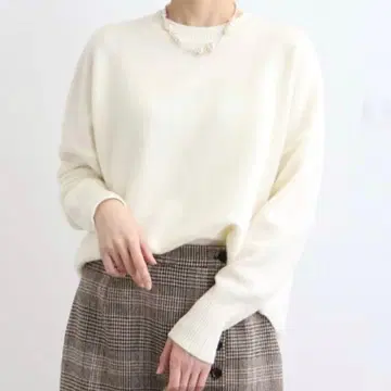 인디비 [세탁 가능] 울 혼방 라운드 헴 니트 2023AW