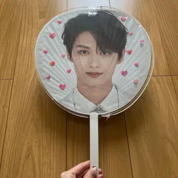 SEVENTEEN JUN 부채