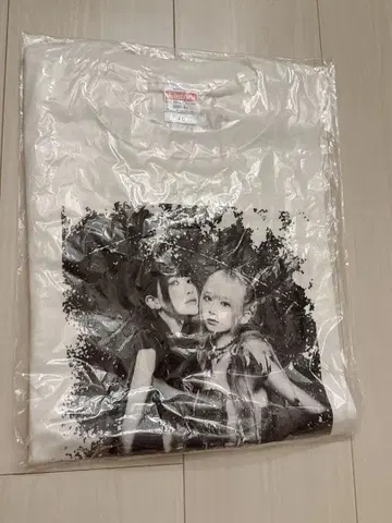 REIRIE 미개봉 새상품 T셔츠