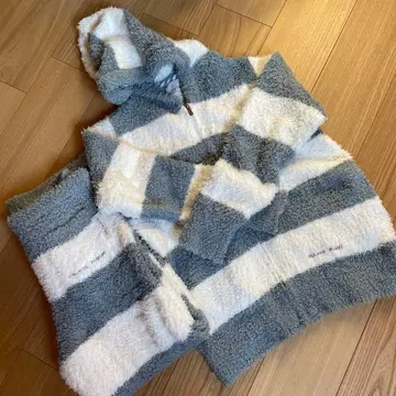 미사용 젤라또피케 크리스마스 상하의 세트