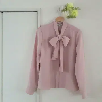 나라 까미체 보타이 블라우스 리본 포함 핑크 긴팔 블라우스 사이즈 3