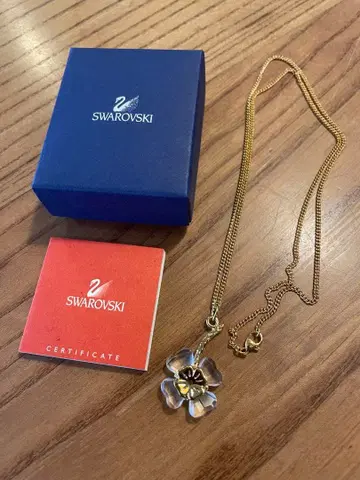 Swarovski 플라워 골드 목걸이
