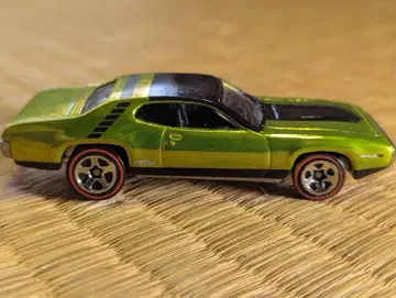 Hot Wheels Classics '71 Plymouth GTX