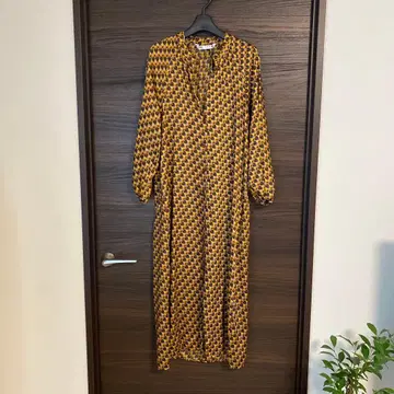 미사용 새상품 자라 ZARA 롱 원피스 새틴 원단