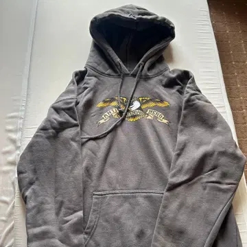 ANTI HERO 이글 디자인