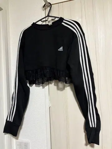 리메이크의 adidas 짧은 기장