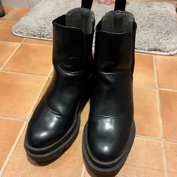 로리즈팜 블랙 사이드 고어 부츠 24cm