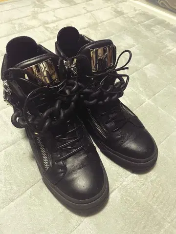 쥬세페 자노티 하이컷 스니커즈