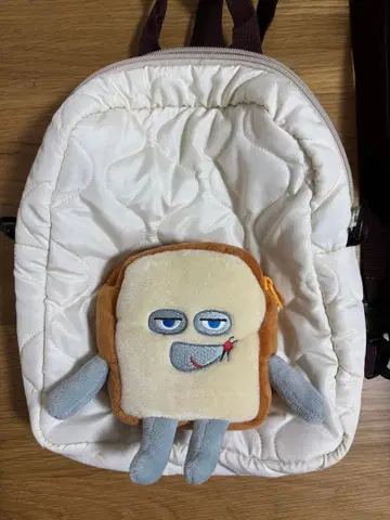 빵도둑 백팩
