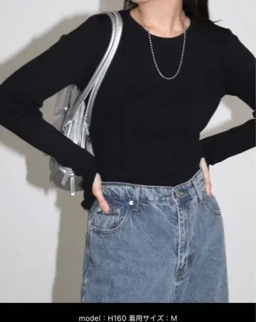 썸홀 긴팔 리브 니트 블랙 M