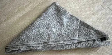 ourhome 부드러운 주름감 삼각 스톨