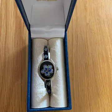 스위스산 손목시계