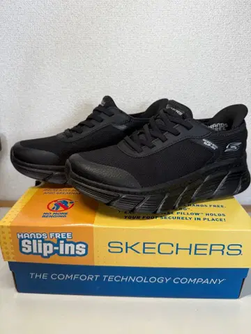 [ 23.5 ] SKECHERS 핸즈 프리 슬립인스 블랙