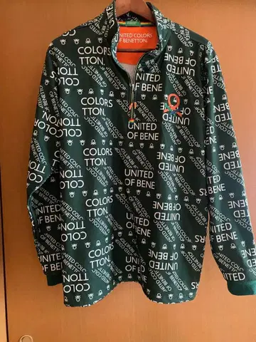 United Colors of Benetton 하프 지퍼 셔츠