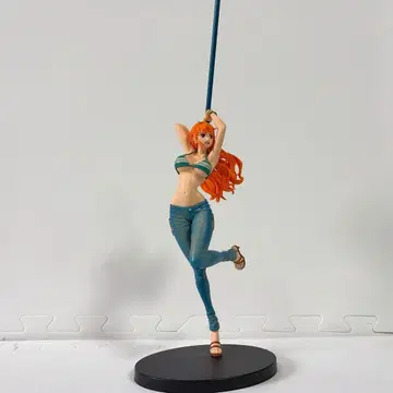 나미 피규어 원피스