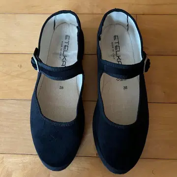 ETELKA 블랙 원 스트랩 신발 38