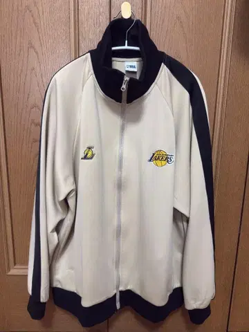 레이커스 NBA 트랙 자켓 L 사이즈