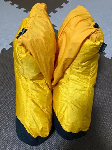 미사용품 800 FP GORE 윈드스토퍼 다운 풋 워머 L