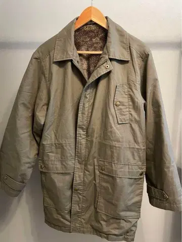 Dragonmore 카키 모즈 코트