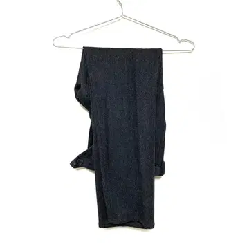 다크 그레이 슬랙스 스트레이트 핏