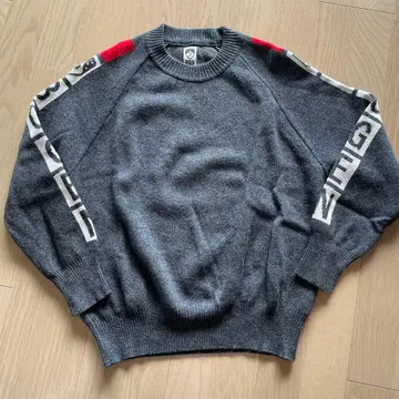 BOGEN 그레이 스웨터