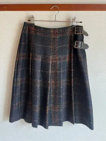 오닐 오브 더블린 체크 무늬 플리츠 스커트 사이드 버클 포함