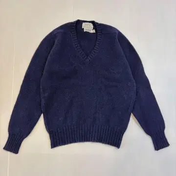 Henry Bncks 니트 스웨터 V넥 네이비 스코틀랜드제