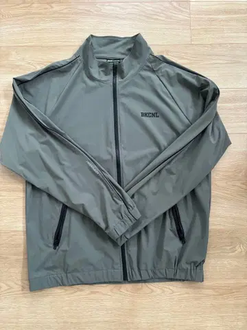 backchannel 그레이 저지