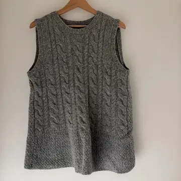 SO 그레이 케이블 니트 니트 베스트