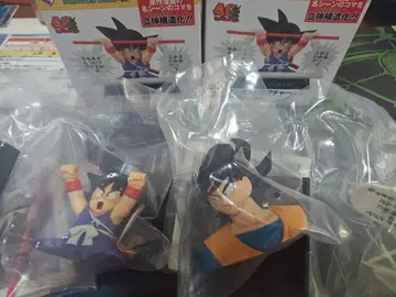 드래곤볼 제일복권 만화 스트럭처 손오공 2종 세트